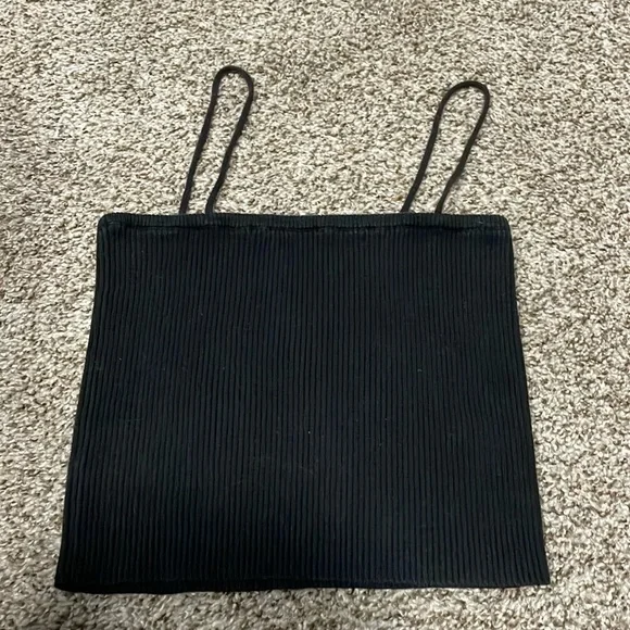 Brandy Melville ribbed crop top - Picture 1 of 4